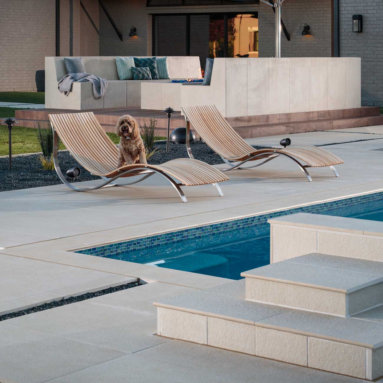 Porcelain_Pool-Deck-Pavers_Unico